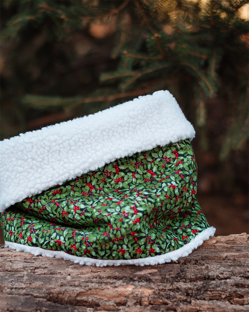 Winterberry Sherpa Ruff